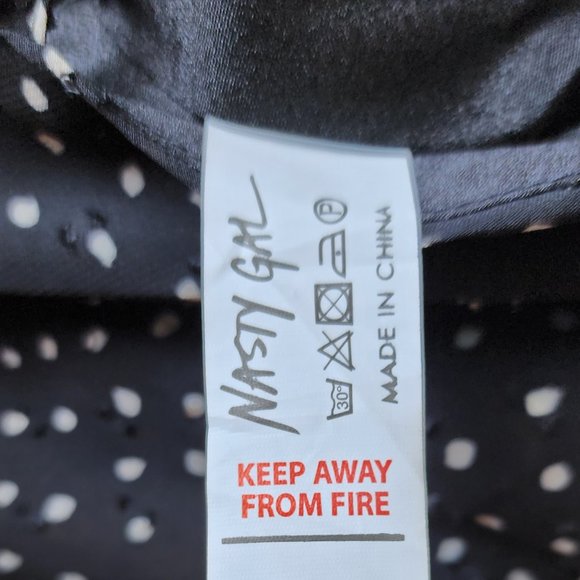 Nasty Gal Black/White Polka Dot Balloon Sleeve Open Back Blouse Size 2 - Picture 9 of 16